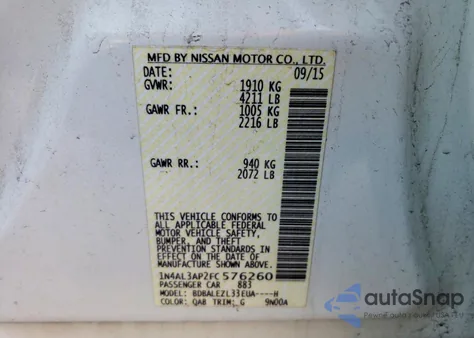 2015 Nissan Altima 2.5 z USA, uszkodzony, nr VIN 1N4AL3AP2FC576260